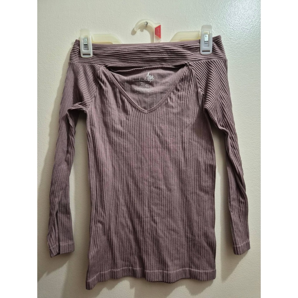 Intimately Free People Mauve Ribbed Cutout V-Neck Long Sleeve Top ML